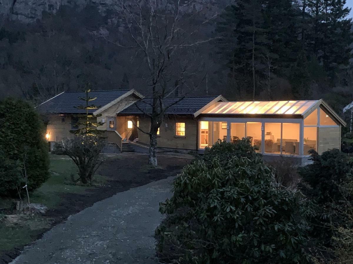 Ovstefjellsa Gard &Aktivitet Senter Hotell Flekkefjord Exteriör bild